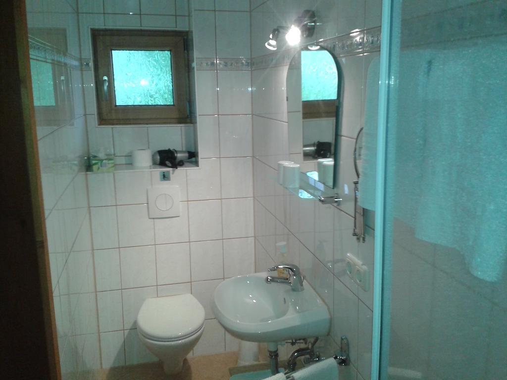 Gaestehaus Attenhauser Unterammergau Værelse billede