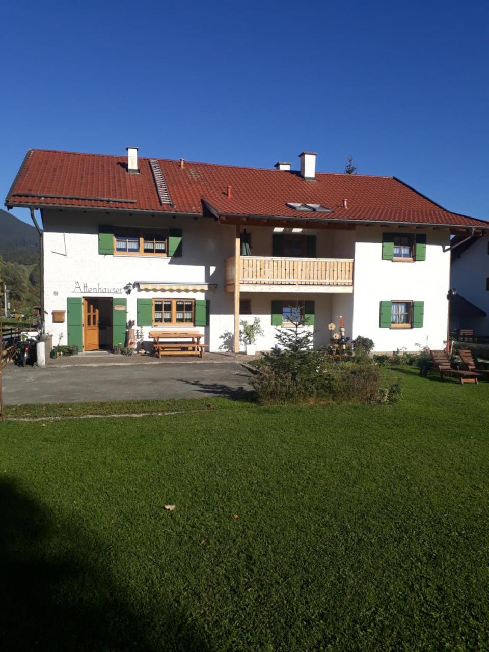 Gaestehaus Attenhauser Unterammergau Eksteriør billede