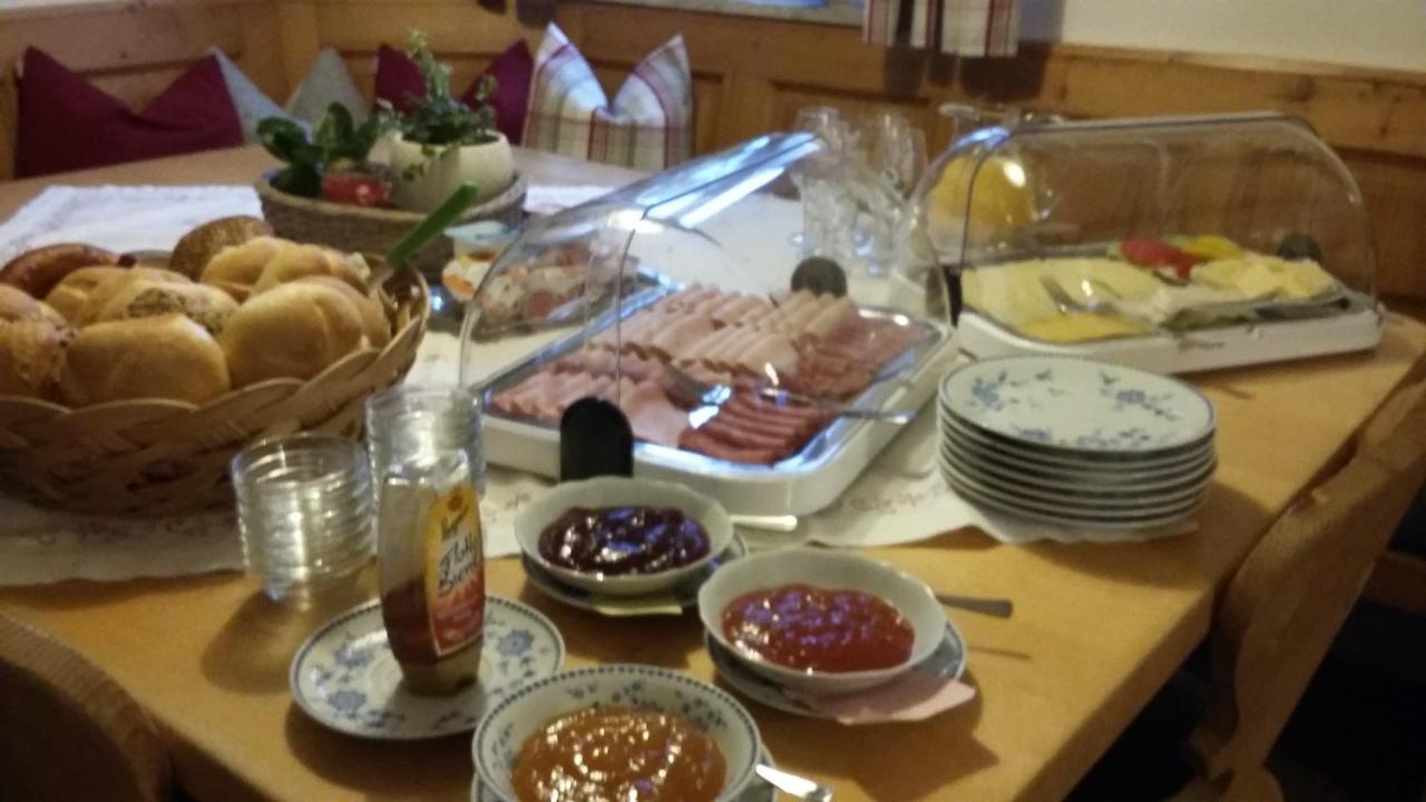Gaestehaus Attenhauser Unterammergau Eksteriør billede